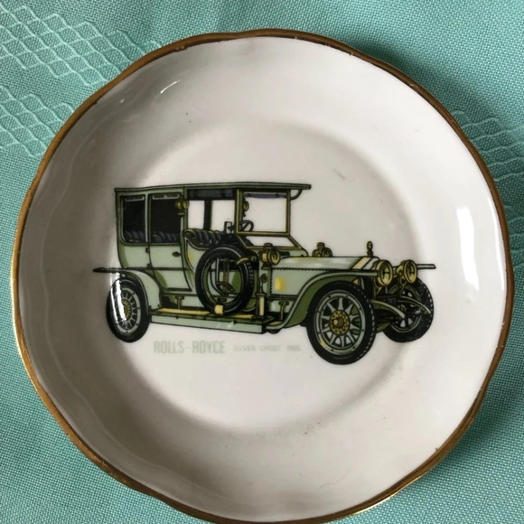 Lot of Four Vintage Canadian Made Mini Plates - Picture 6 of 11